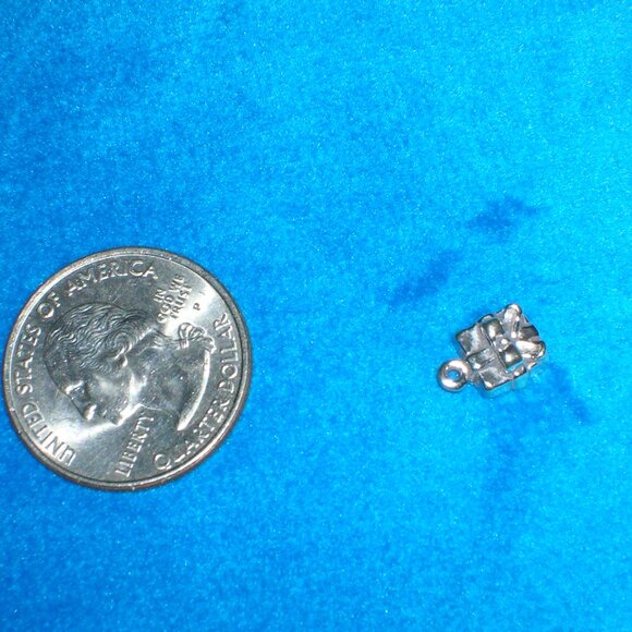 Sterling silver gift charm - Picture 3 of 6